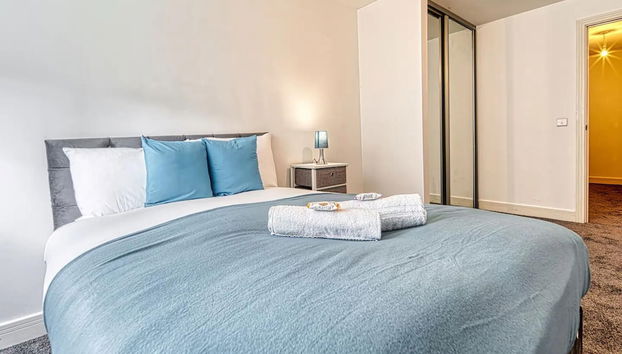 Immaculate 2-bed Apartment in Birmingham - Foto 2, Habitación