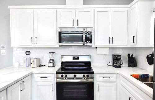 Pet-Friendly, Modern, Gated, Smart TVs, Fast WiFi, Pharr Apartment - Foto 5