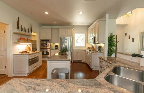 Spicewood Lodge W/pool, Hottub - Foto 82