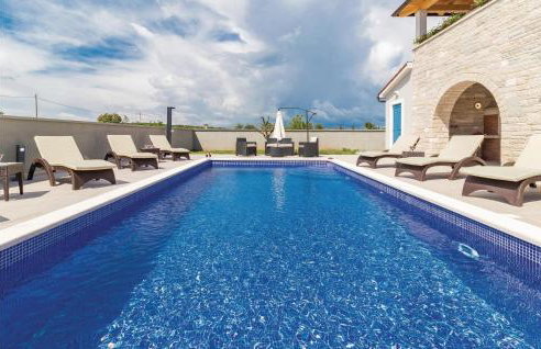 Awesome Home In Radeki Polje With Sauna - Foto 7