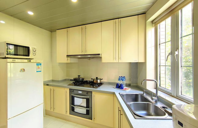 Ladoll Service Apartment - Photo 48