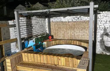 4BDR House By Homesy - Short Term Rental Cardiff - Ideal for Contractors - Foto 5