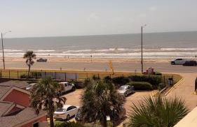 Sun-Kissed Stays - Photo 2