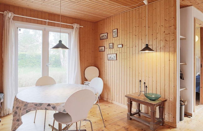 6 Person Holiday Home in Hojby - Foto 9