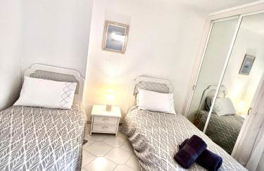 MIRAFLORES BEACH&TENNIS AMAZING VIEW BY THE SEA - Photo 34