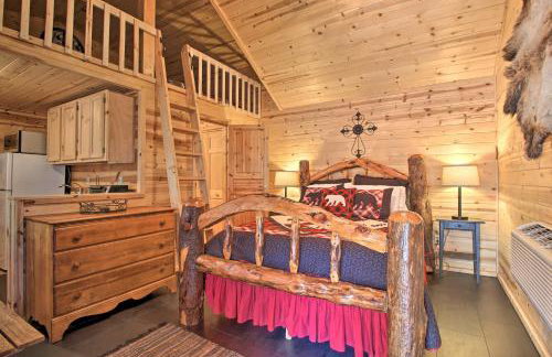 Fire Pit and Hot Tub Lakeside Cabin on 2 Acres! - Foto 40