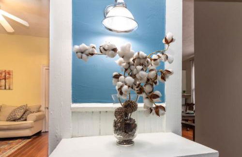 The Sunny Southern Manse Front Walk Downtown - Foto 36