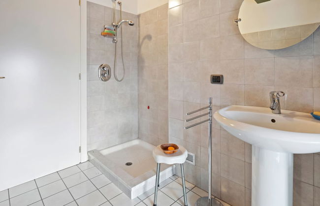 Belvilla by OYO Secluded Apartment With Balcony - Foto 22