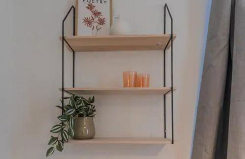 Stylish Studio in Central Wolverhampton - Pass the Keys - Photo 14