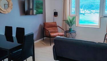 Family Villa Overlooking Lake Serre-Ponçon - Foto 3