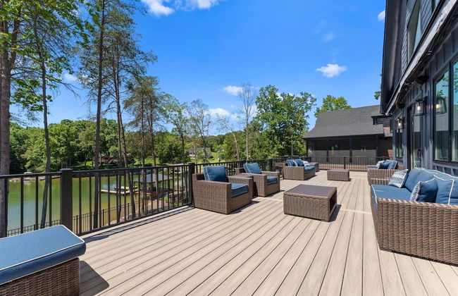 Blue Heron by Avantstay Lakefront Dock Pool Theater Sleeps 22 - Foto 74