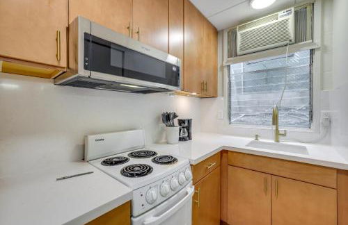 Honolulu Vacation Rental Walk to Beaches - Foto 8