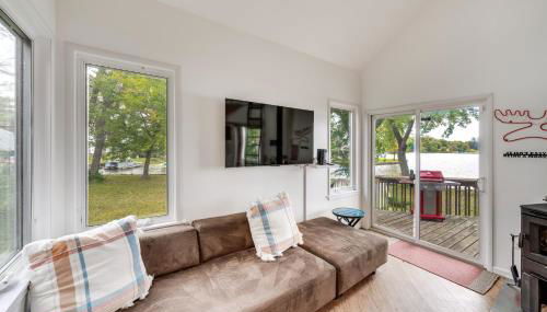 Island Retreat on Pistakee Lake Deck and Gas Grill! - Foto 4