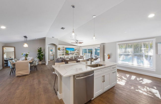 Conch Out Beach House managed by Beach Retreats - Photo 32