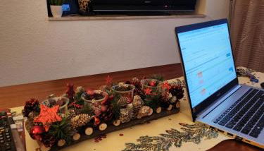 Halle, Bestes in Preis- Leistung- Lage, City, EG, 84 qm, SD, 1- 3 Doppelzimmer, extra für sie kostenlose TV Lounge extra Küche u Bad bis 6 Personen - Foto 3