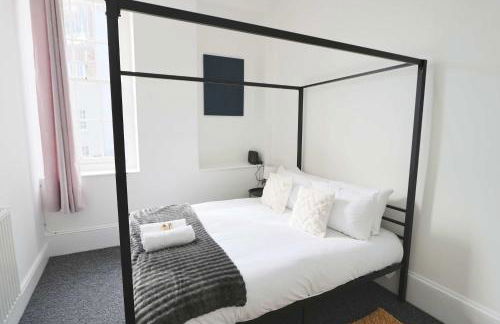 Lovely Two bedroom flat in St Michael's Hill - Photo 4