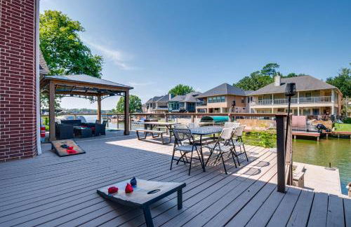 Beautiful Montgomery Home with Lakefront Deck! - Foto 38