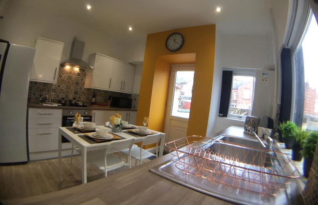 Townhouse @ 87 Walthall Street Crewe - Photo 20