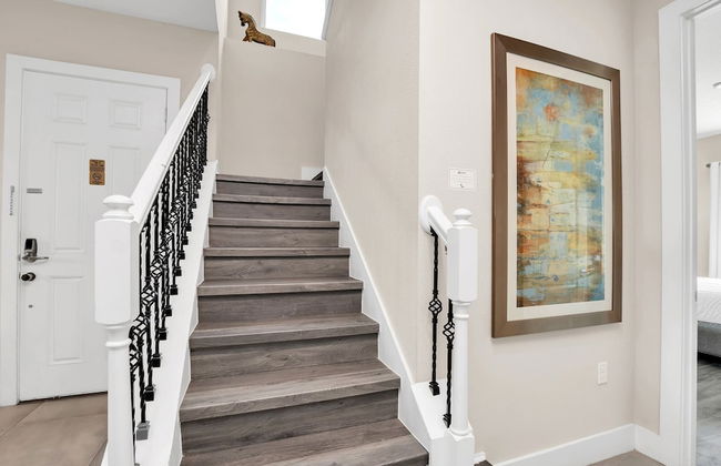 5 BR 6 BA Villa 5min Disneyworld Hot Tub BBQ - Foto 26