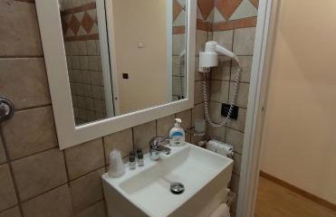 Charming Little House 2 kilometers from the Historical Centre in a typical Florentine district right next to the Tram and Bus stops by Florence Holidays Apartments - Foto 23