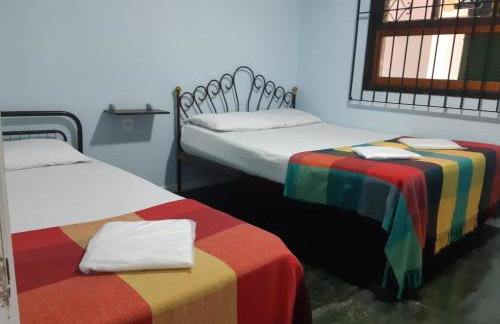 Cabo Frio, casa estilo colonial, ampla e confortável. - Foto 44