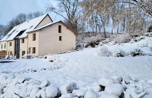 Gîte Ciel - 1-8 pers, au calme, à 20 mins du Puy-de-Dôme, Vulcania et le volcan de Lemptégy - Foto 8