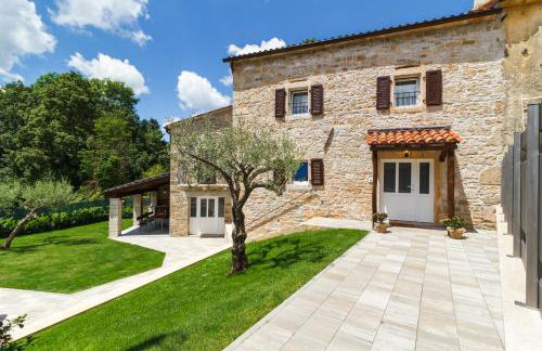 Villa Zoro with a lovely garden and a private POOL in the middle of Istria - Foto 4