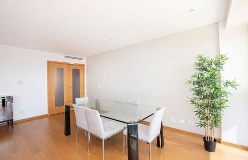 River View Luxury Apartment - Photo 24