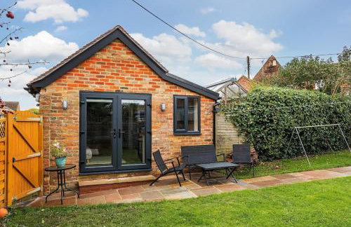 Cottage in the heart of award-winning English village - Foto 1