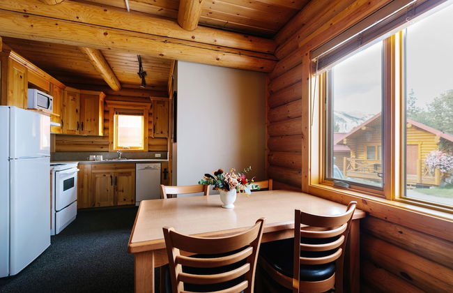 Miette Mountain Cabins - Photo 15