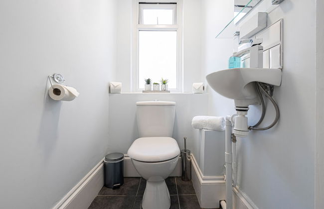 JOIVY Charming 4-Bed House Near The Hoe Park - Foto 19