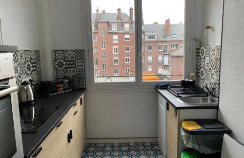 Vue exceptionnelle sur la place Gambetta Plein centre cafés restos idéal séjour pro ou en famille - Foto 18