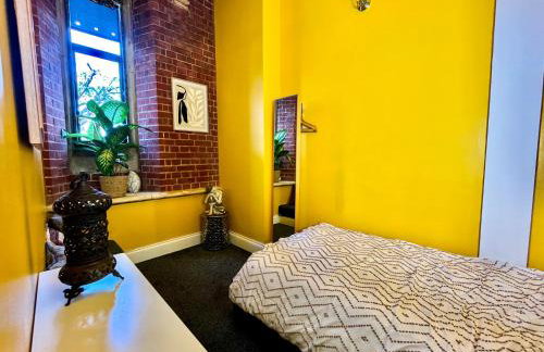 Seaside Chapel Retreat - 3-Bed Church Conversion - Snug Cinema & Free Parking - Foto 20