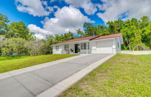 2 Mi to State Parks! Crystal River Home with Yard - Foto 24