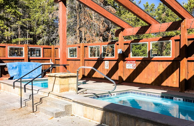 Pine Ridge Condominiums - Photo 44