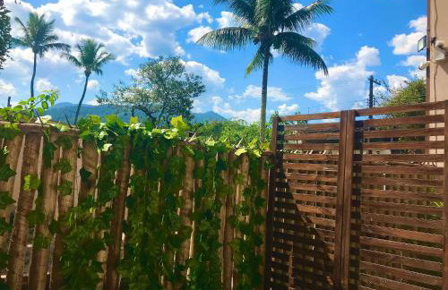 Casa d'Aroeira Residencial Boutique - Centro de Juqueí - Perto de Tudo - 2 quadras do Mar - Serviço de Praia - Roupa de Cama 600 fios algodão Egípcio - Tudo Novo - Estacionamento Interno - Cozinha - Consulte unidades com Ofurô Hidro e Cromoterapia - Foto 77