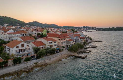 Home with a unique view - Foto 26