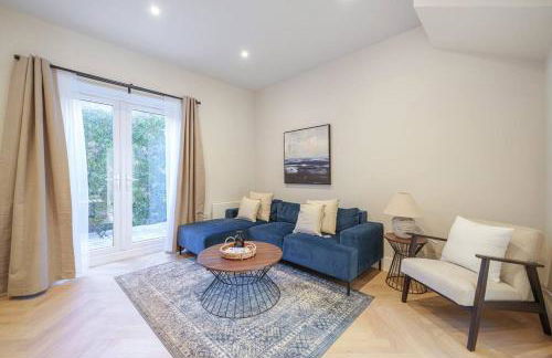 Cosy Tooting Retreat: 2-Bed Gem - Photo 10