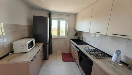 Apartment Sunset - Photo 3, stove, dishwasher