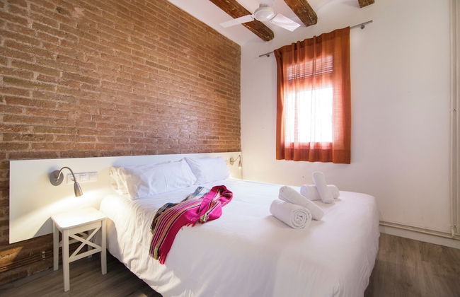 Happy People Ramblas Harbour - Photo 31