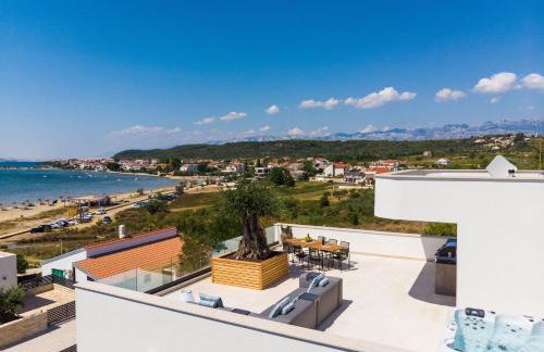 Villa Four Seasons Seaside B with heated pool and jacuzzi, Zadar - Foto 50