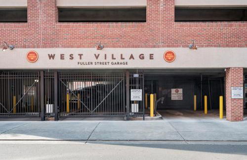 Downtown Durham 2BR Apt Walk Everywhere & Wifi - Foto 105