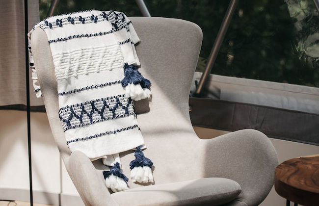 FlowEdge Riverside Getaway - Photo 4