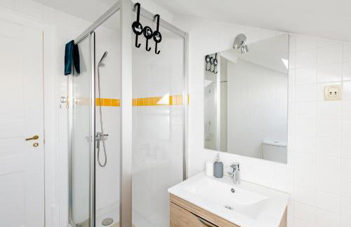 Sky Accommodations family Studios and Suites - Photo 23