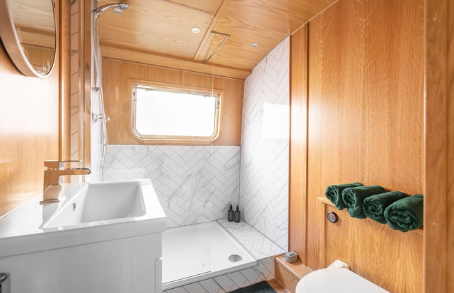 The Four Sisters Boatel - Foto 70