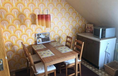 Ironico Homestay 4 Schlafzimmer Ferienwohnung 100 m2 nahe Bostalsee - Foto 15