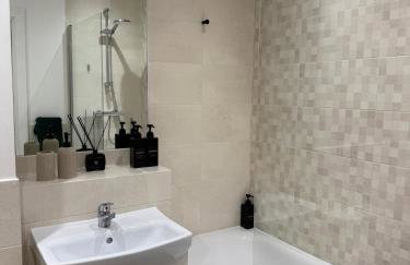 Modern Refurbished Apt in Stevenage Town Centre - Foto 9