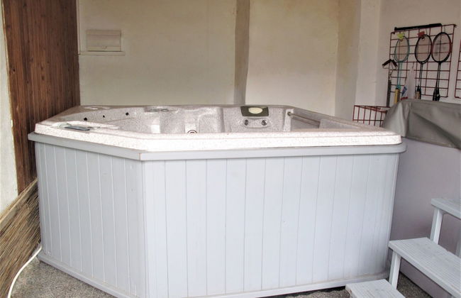 5 bedroom House in Benešov nad Černou with private pool and garden - Photo 11