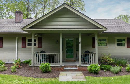 Berkshire Vacation Rentals: Great Barrington Walkable To Lake And Town - Foto 27