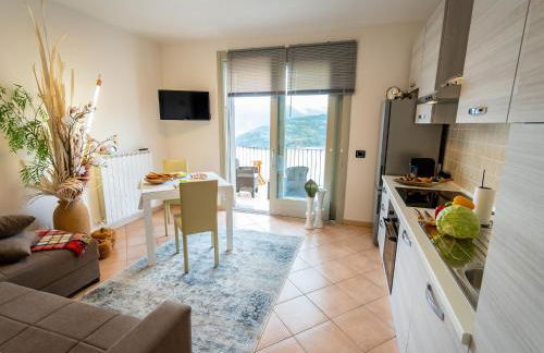 EnjoyIseoLake - Serafino - nice terrace & swimming pool on the Iseo Lake - Photo 5